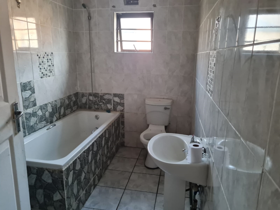 3 Bedroom Property for Sale in Mdantsane Nu 11 Eastern Cape